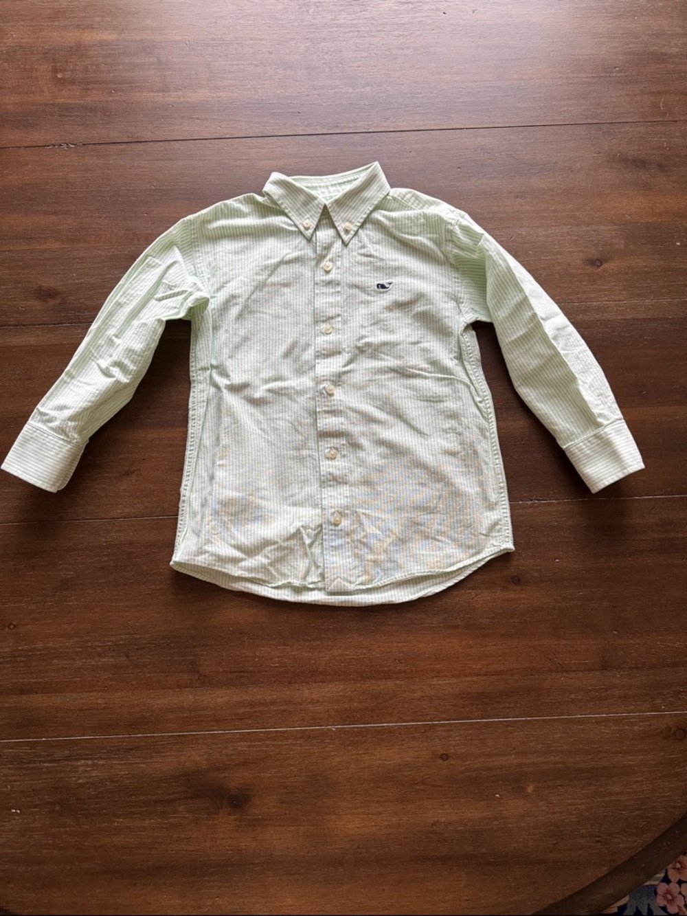 Size 6 Vineyard Vines 100% cotton whale shirt seersucker striped button down